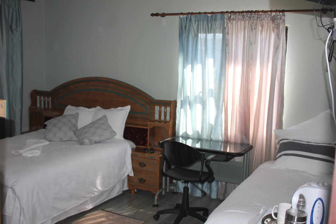 ويندهوك Coco Palm Bed&Breakfast المظهر الخارجي الصورة