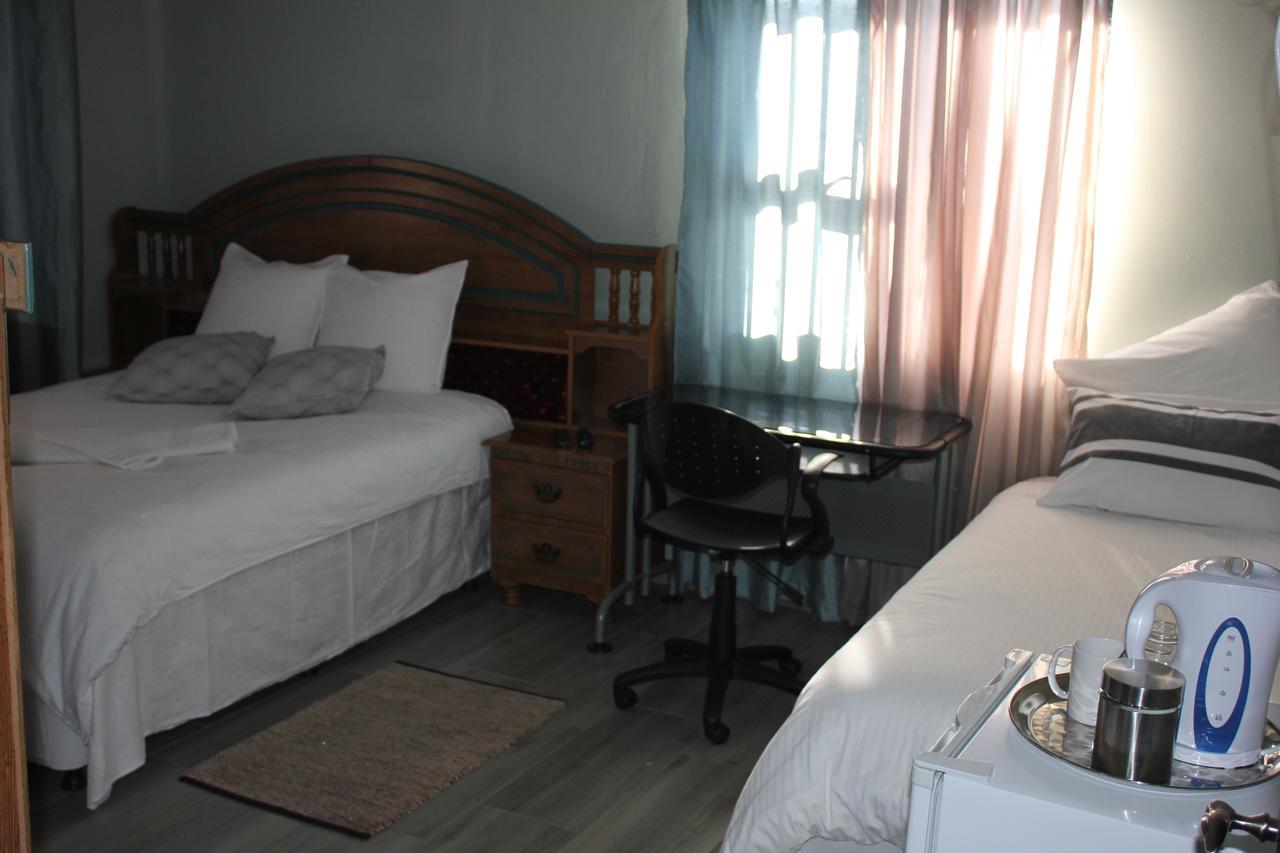 ويندهوك Coco Palm Bed&Breakfast المظهر الخارجي الصورة